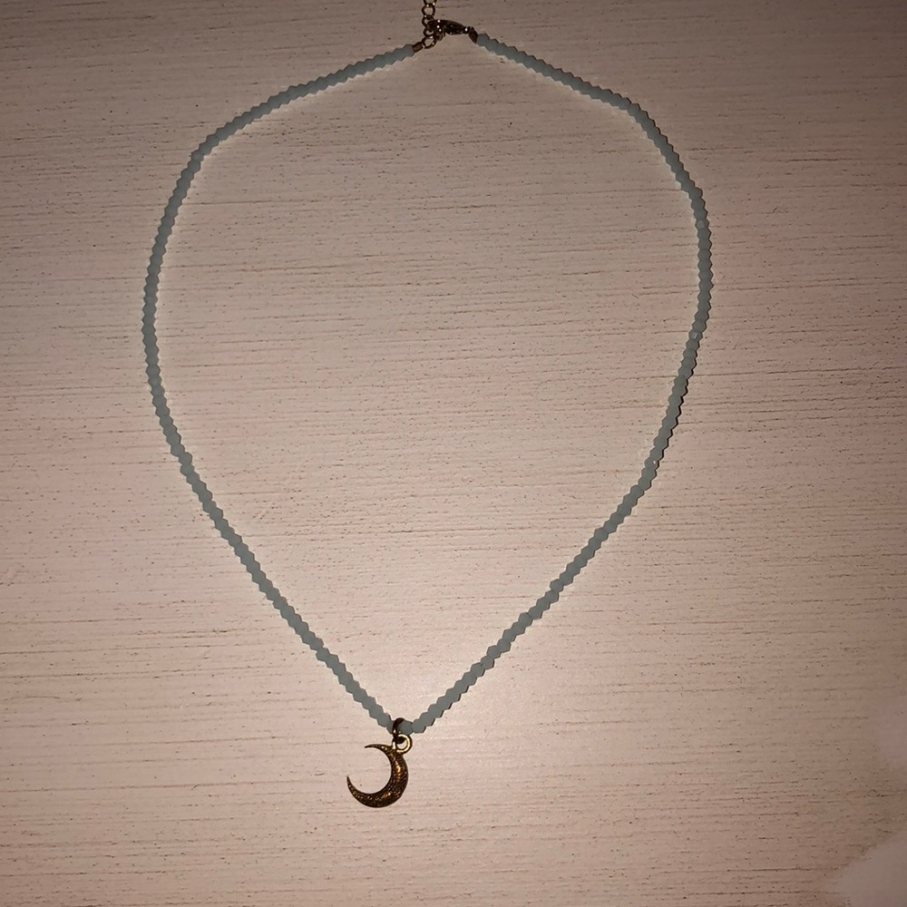 choker necklace